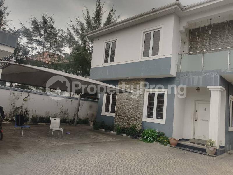 5 bedroom House for rent Admiralty Road Lekki Lagos