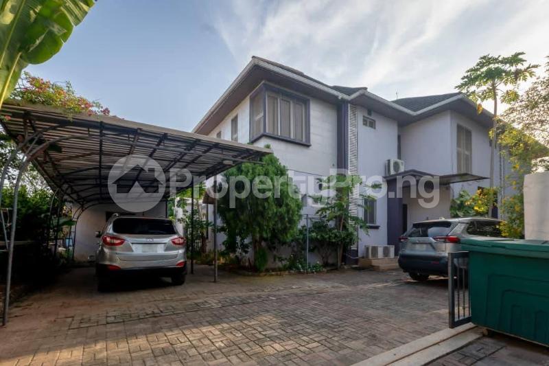 5 bedroom House for sale Pinnock Beach Estate Osapa london Lekki Lagos