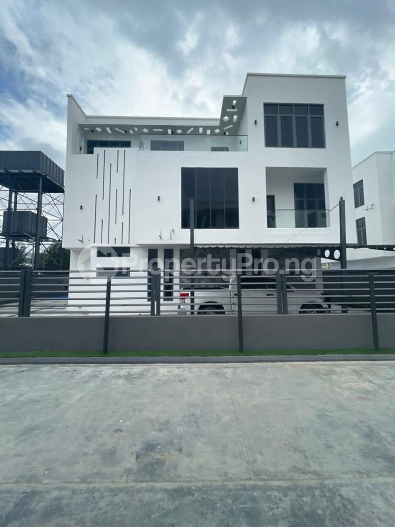 5 bedroom House for sale Osapa london Lekki Lagos
