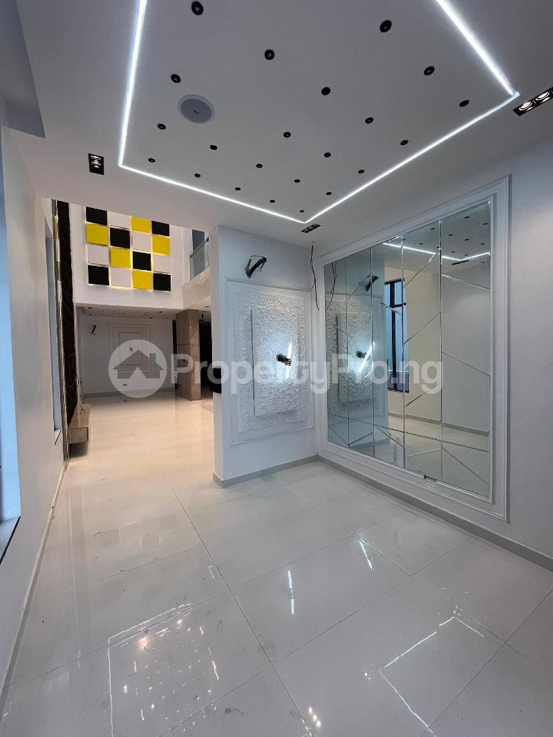 5 bedroom House for sale chevron Lekki Lagos