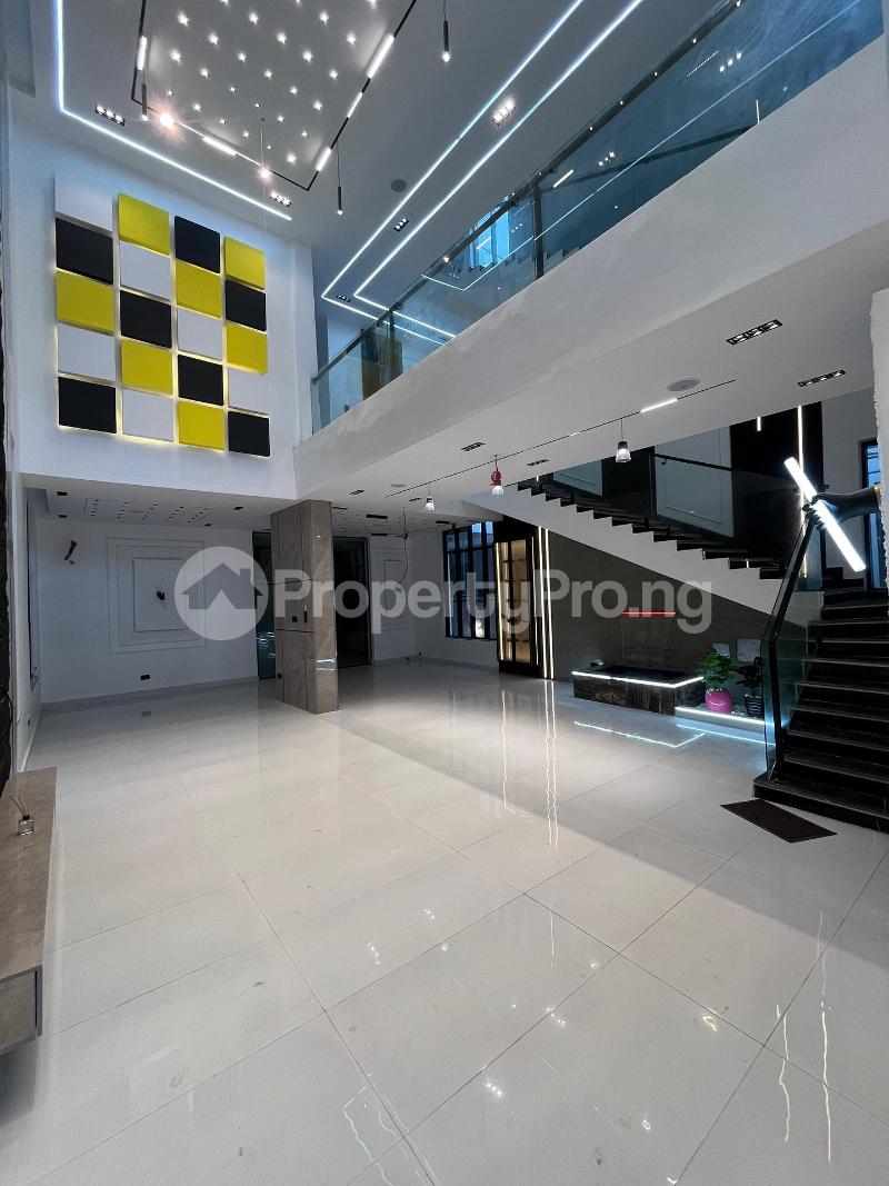 5 bedroom House for sale chevron Lekki Lagos