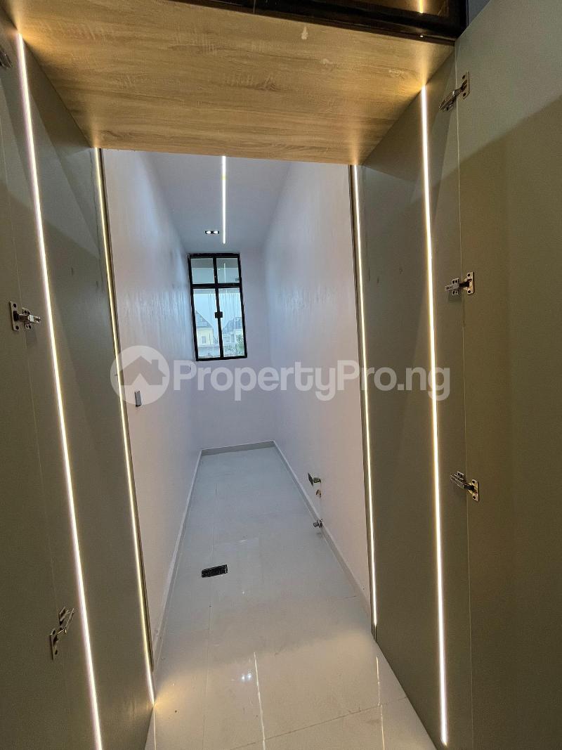 5 bedroom House for sale chevron Lekki Lagos