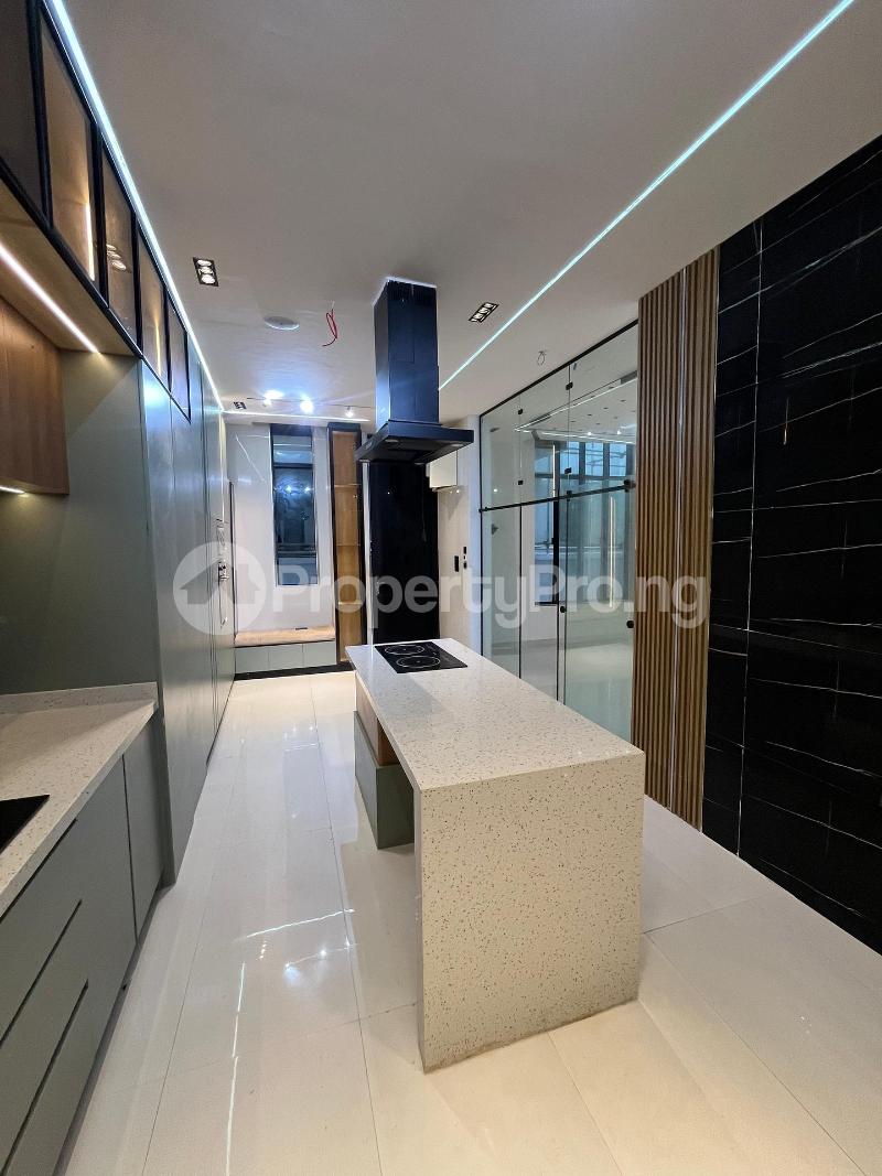 5 bedroom House for sale chevron Lekki Lagos