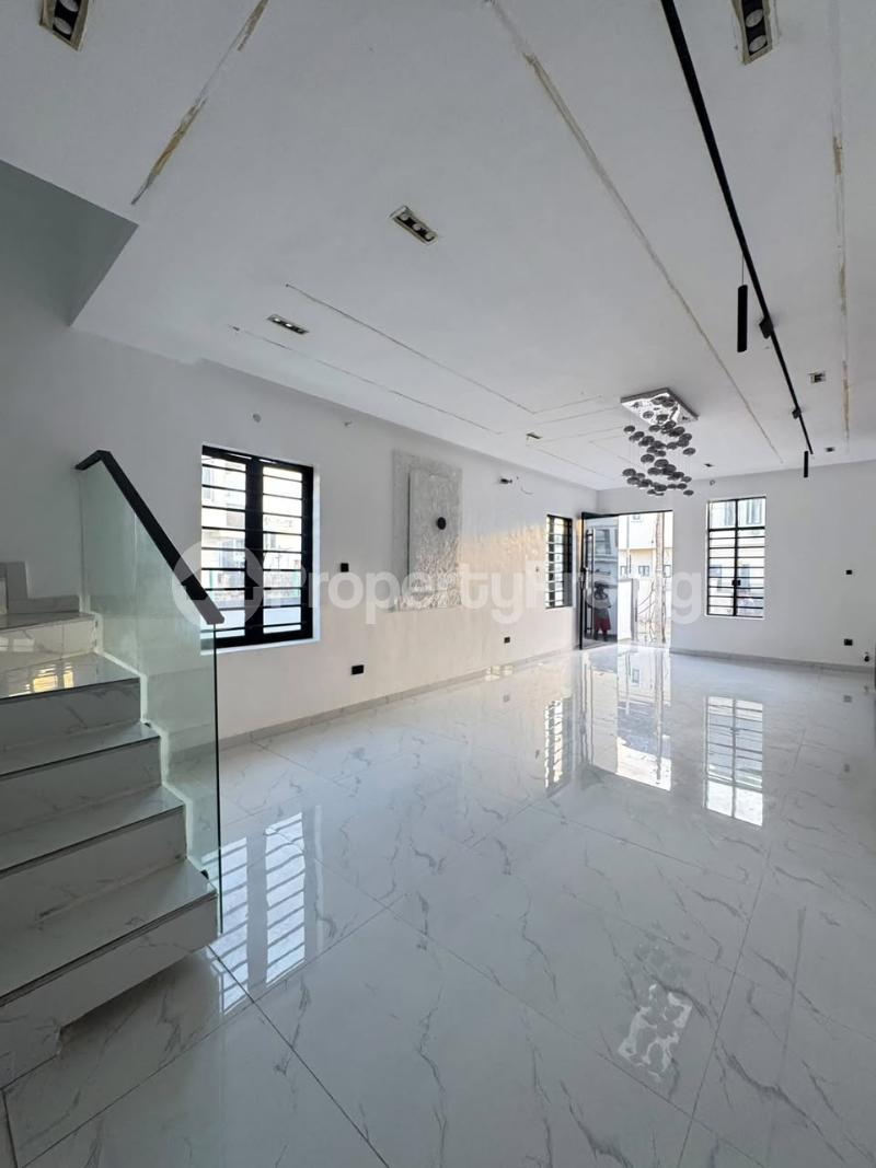 5 bedroom House for sale Ikota Lekki Lagos