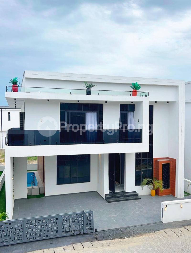 5 bedroom House for sale 2nd Toll Gate Lekki Lagos