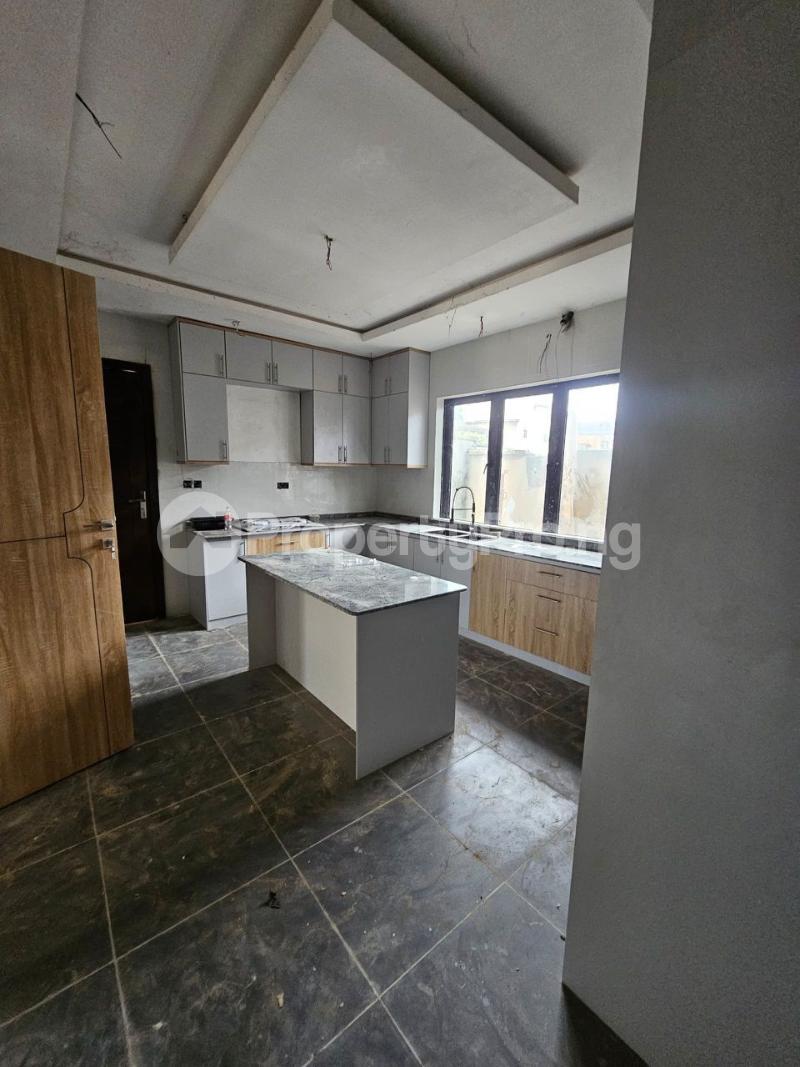 5 bedroom House for sale  Ogudu GRA Ogudu Lagos