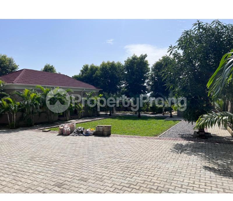 5 bedroom House for sale Close To Fairview School, Guzape Abuja