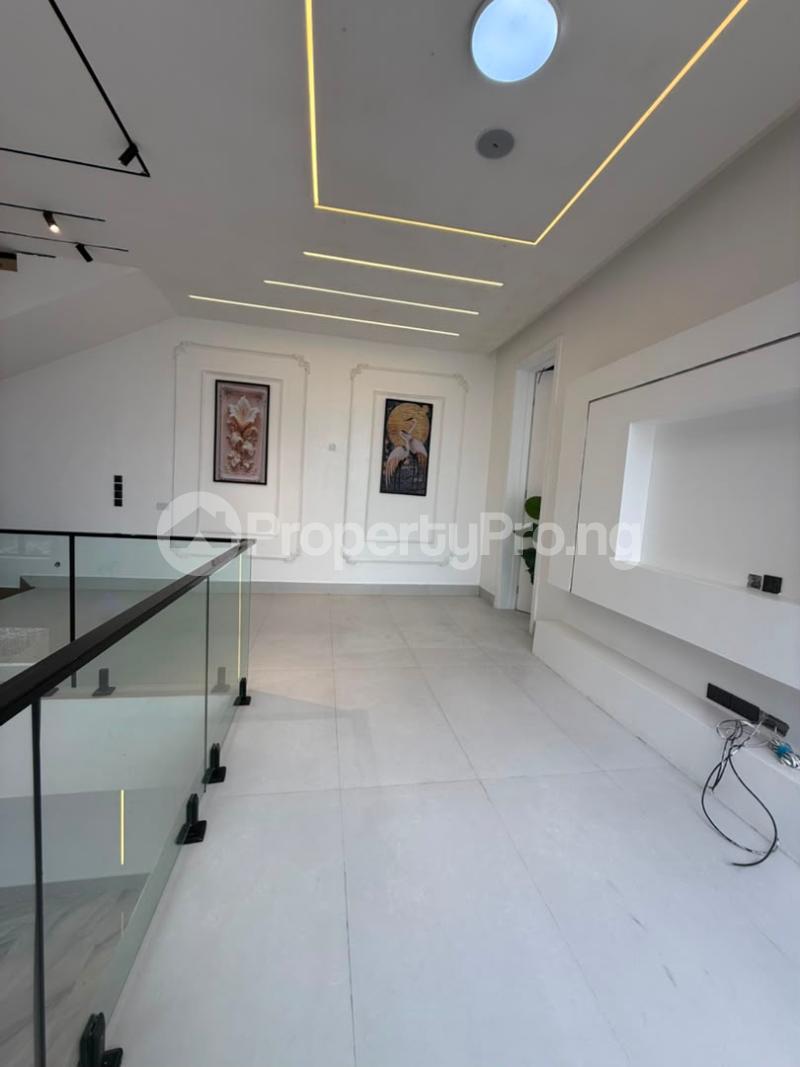 5 bedroom Flat / Apartment for sale Lekki Phase 1 Lekki Lagos