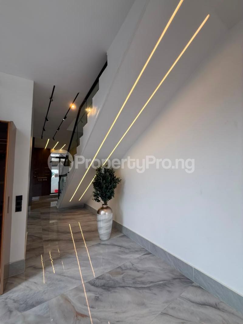 5 bedroom Flat / Apartment for sale Lekki Phase 1 Lekki Lagos