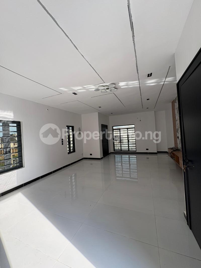 5 bedroom House for sale Ologolo Ologolo Lekki Lagos