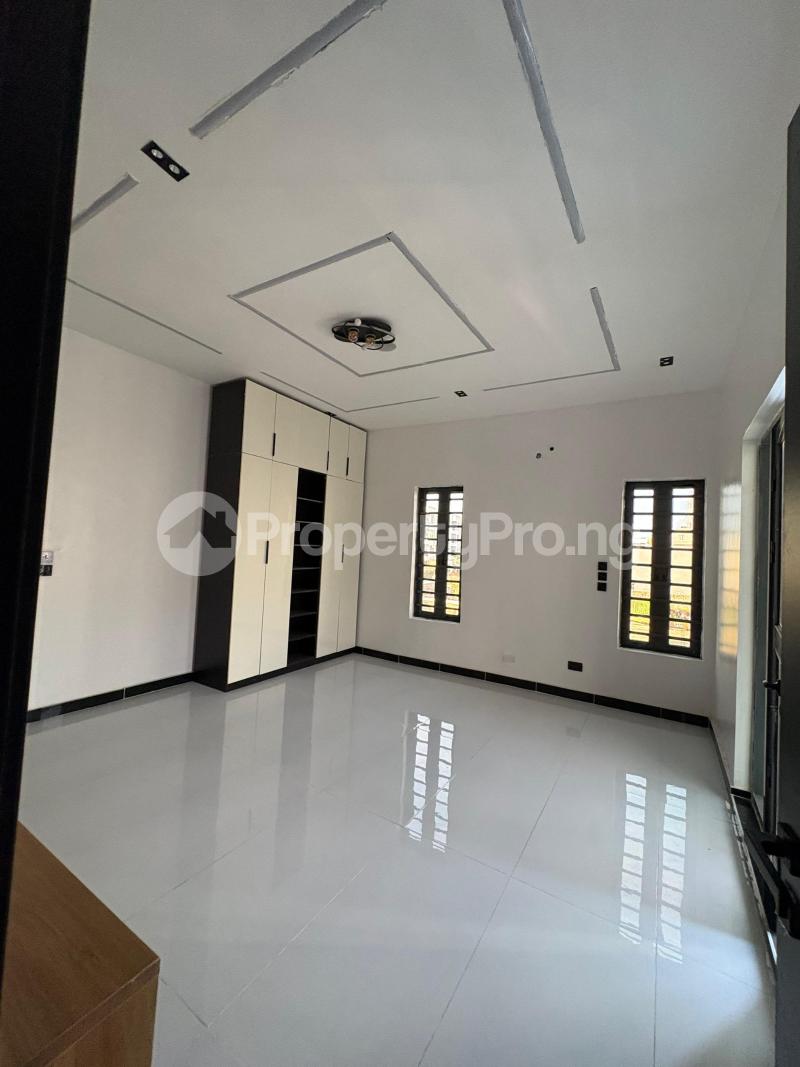 5 bedroom House for sale Ologolo Ologolo Lekki Lagos