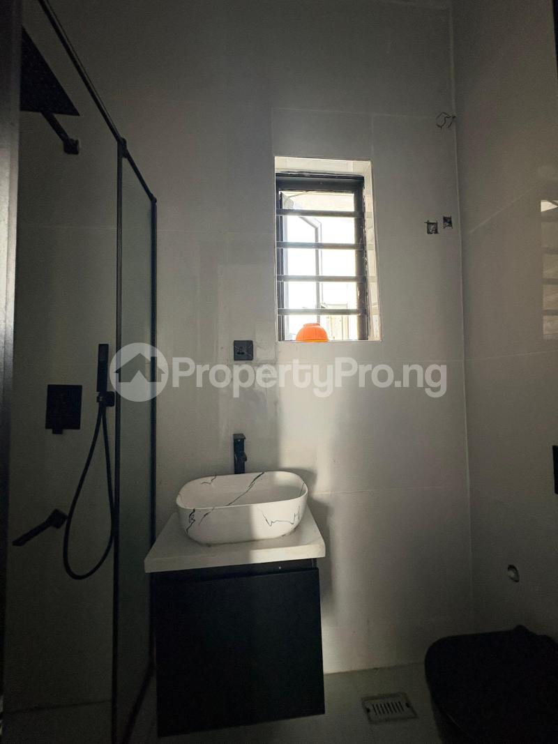5 bedroom House for sale Ologolo Ologolo Lekki Lagos