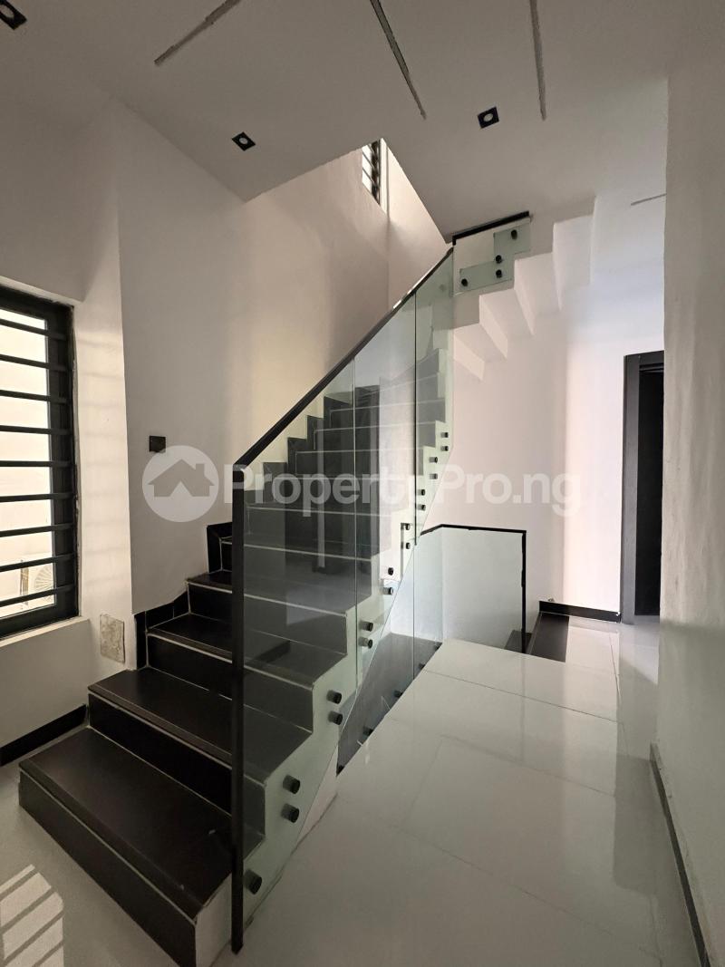 5 bedroom House for sale Ologolo Ologolo Lekki Lagos