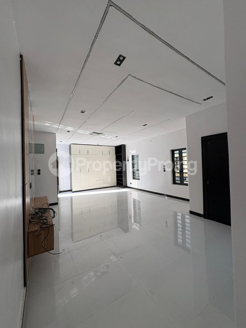 5 bedroom House for sale Ologolo Ologolo Lekki Lagos