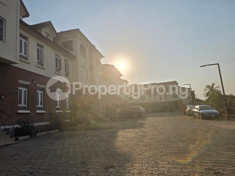 5 bedroom House for sale National Assembly Quarters Zone E Apo Abuja