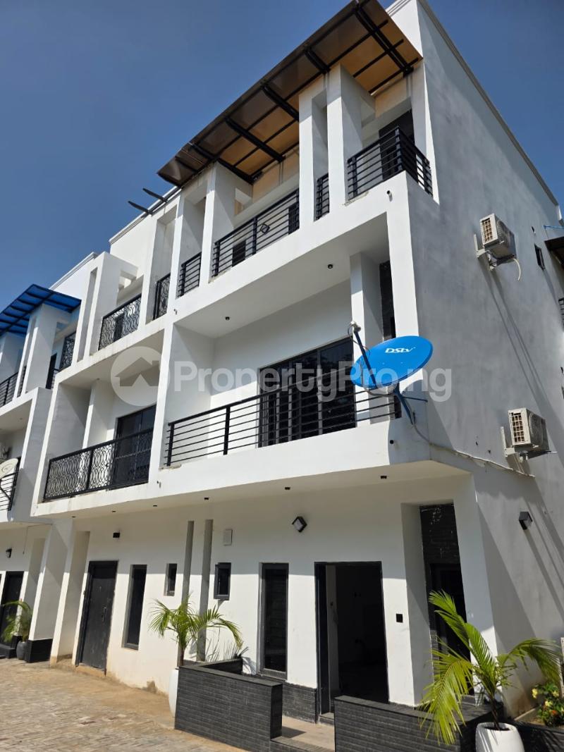 5 bedroom House for sale Main Gwarinpa Abuja