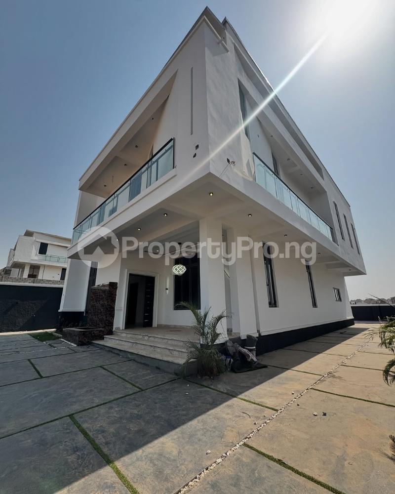 5 bedroom House for sale Dantata Bridge Galadinmawa Abuja