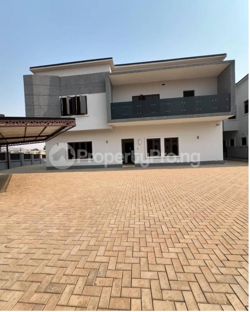 5 bedroom House for sale Gilmore Jahi Abuja