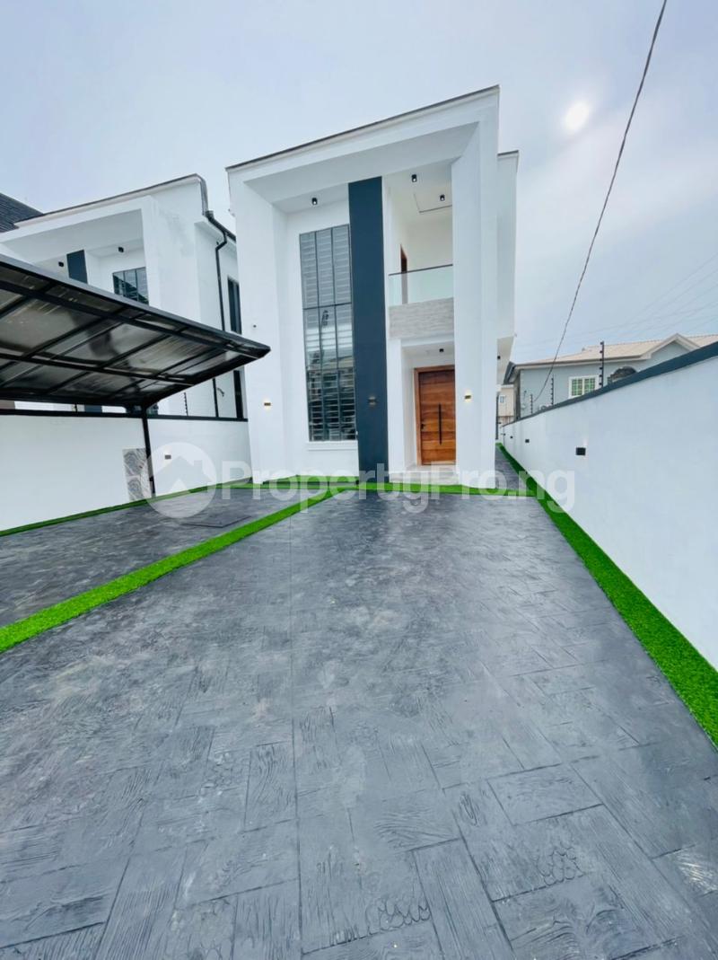 5 bedroom House for sale Thomas Estate Abraham adesanya estate Ajah Lagos