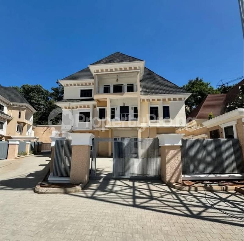 8 bedroom House for sale Ecowas Asokoro Abuja