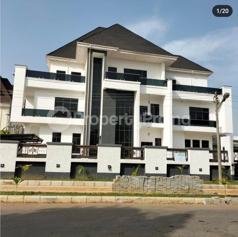 7 bedroom House for sale Gwarinpa Abuja