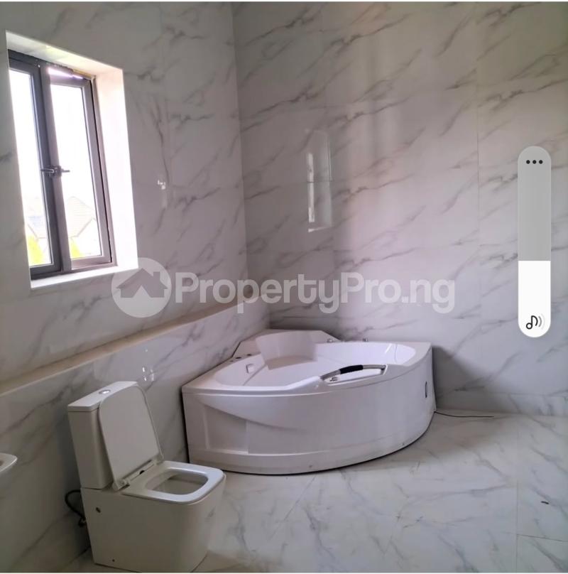 7 bedroom House for sale Gwarinpa Abuja