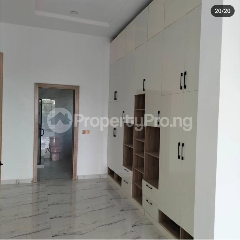 7 bedroom House for sale Gwarinpa Abuja