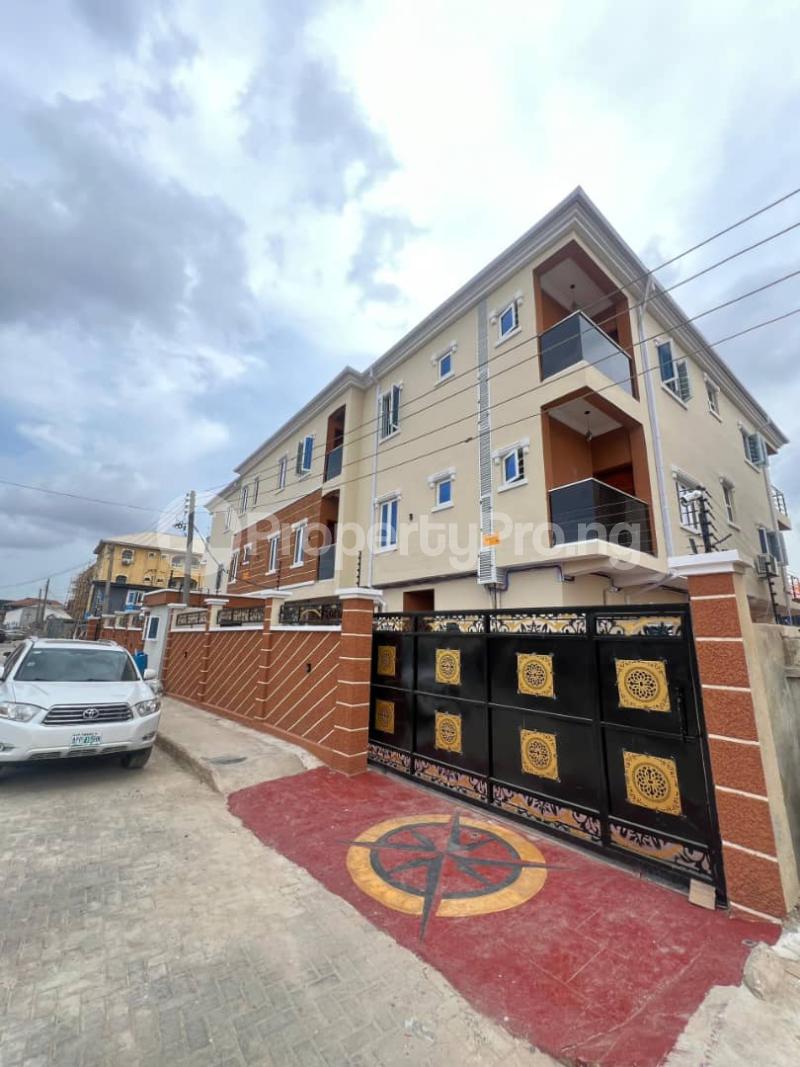 Flat / Apartment for rent Ajiu Street, Pedro Shomolu Shomolu Lagos