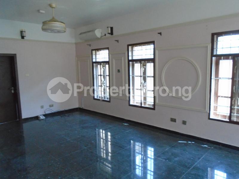 House for rent Oduduwa Crescent Ikeja. Ikeja Lagos