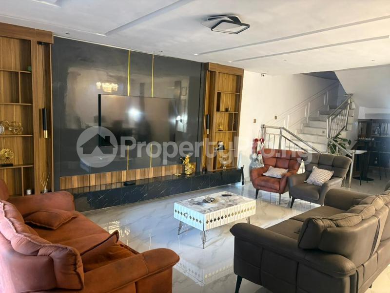 4 bedroom House for sale Thomas Estate Ajah Lagos