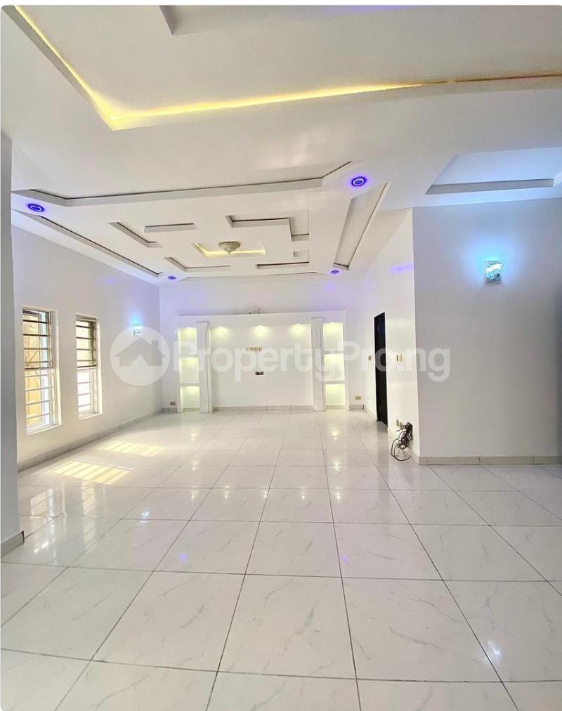 4 bedroom House for sale Thomas Estate Ajah Lagos