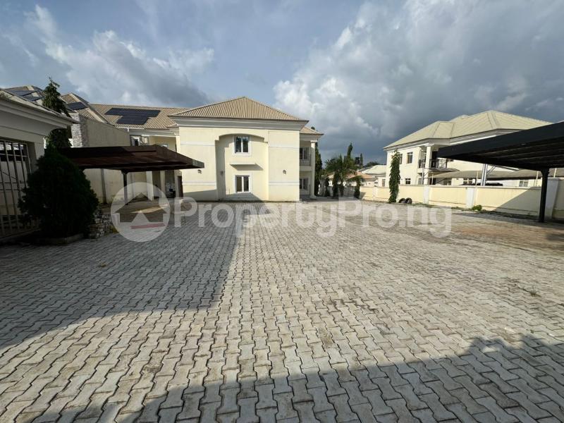 5 bedroom House for sale Amsco Estate Galadimawa Abuja