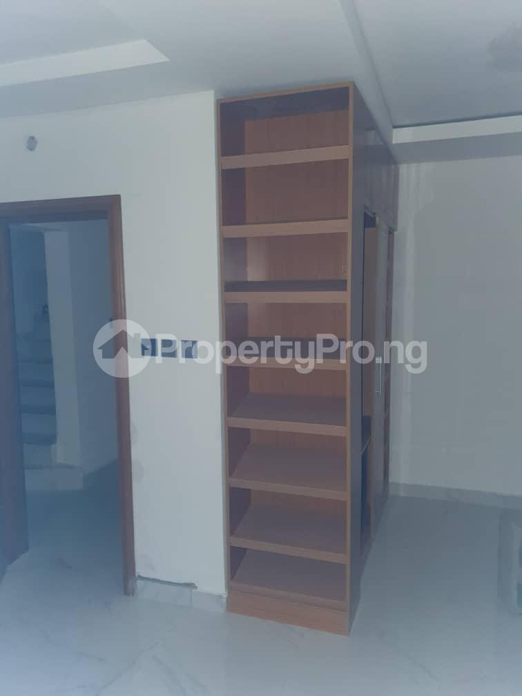 4 Bedroom House in Ikoyi S.W Ikoyi Lagos House for sale in ikoyi