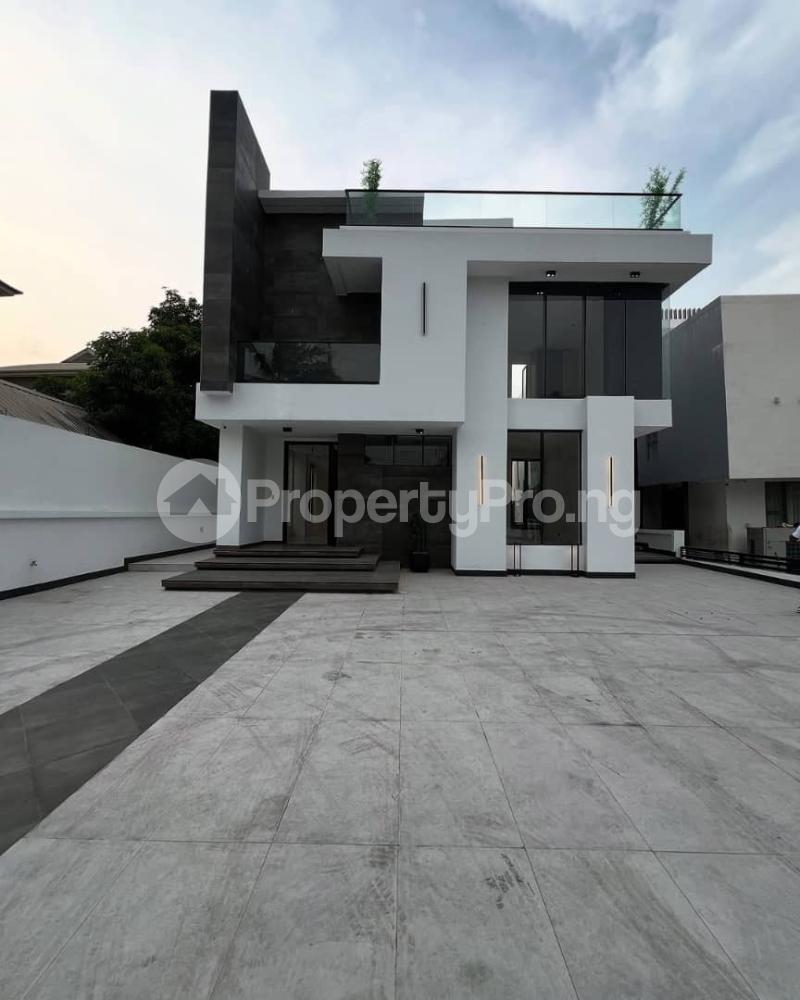 5 bedroom House for sale Ikota Lekki Lagos