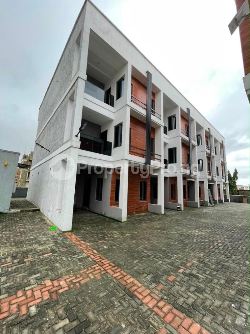5 bedroom House for sale Osapa london Lekki Lagos