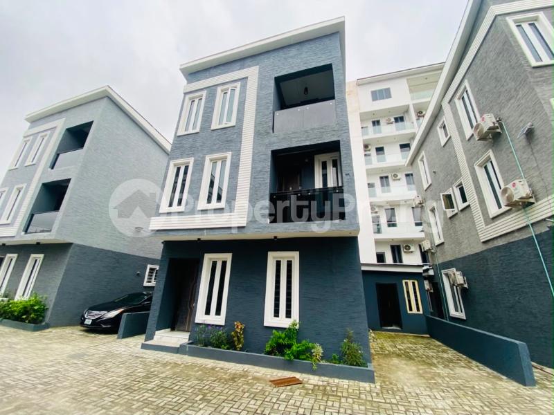 4 bedroom House for sale Lekki Right By Pinnacle Lekki Phase 1 Lekki Lagos