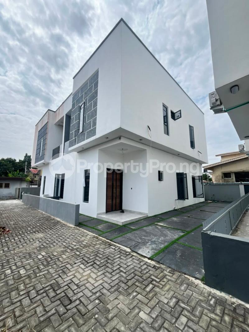 4 bedroom House for sale Thomas estate Ajah Lagos