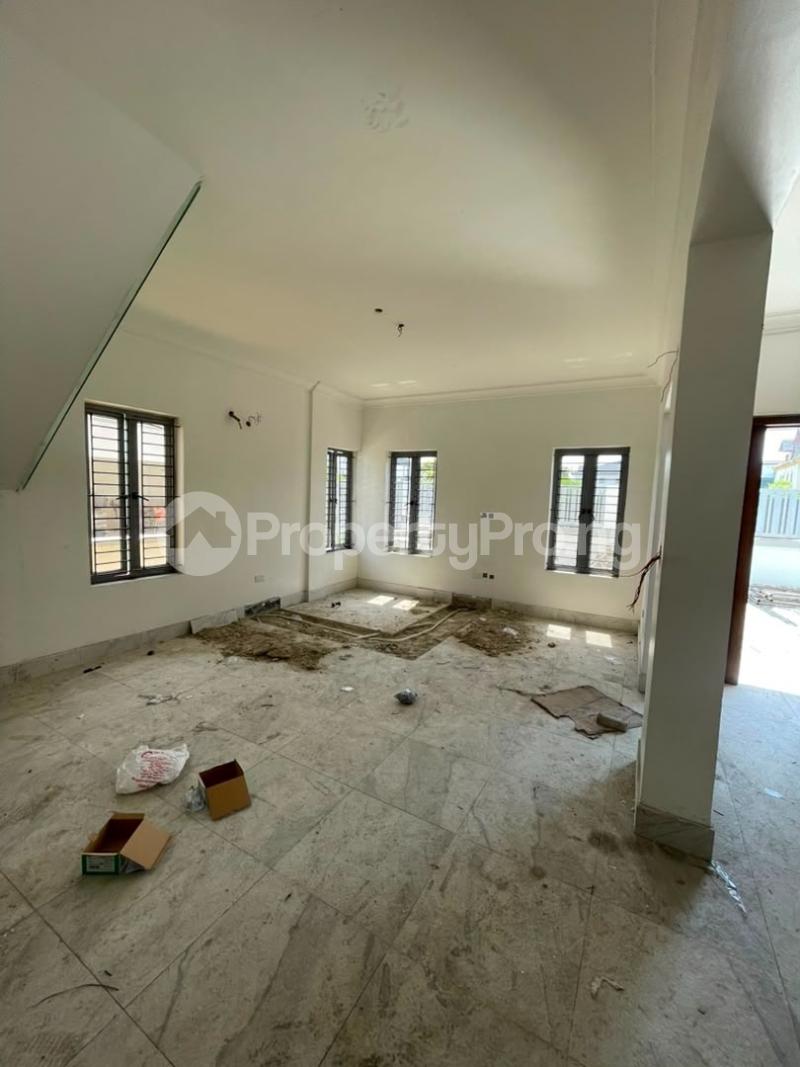 4 bedroom House for rent ONIRU Victoria Island Lagos