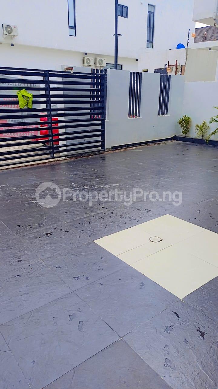 5 bedroom House for sale Dpkay Estate Orchid Lekki Lagos