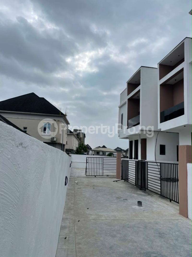 4 bedroom House for sale Thomas estate Ajah Lagos