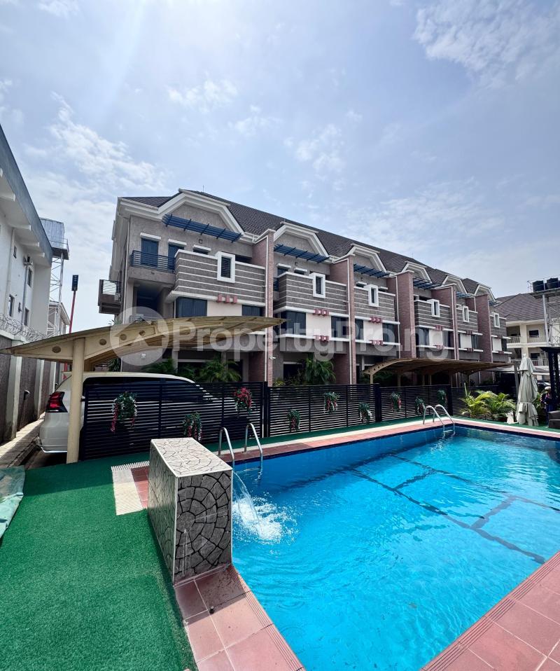 4 bedroom House for sale Close To Gilmore Jahi Abuja