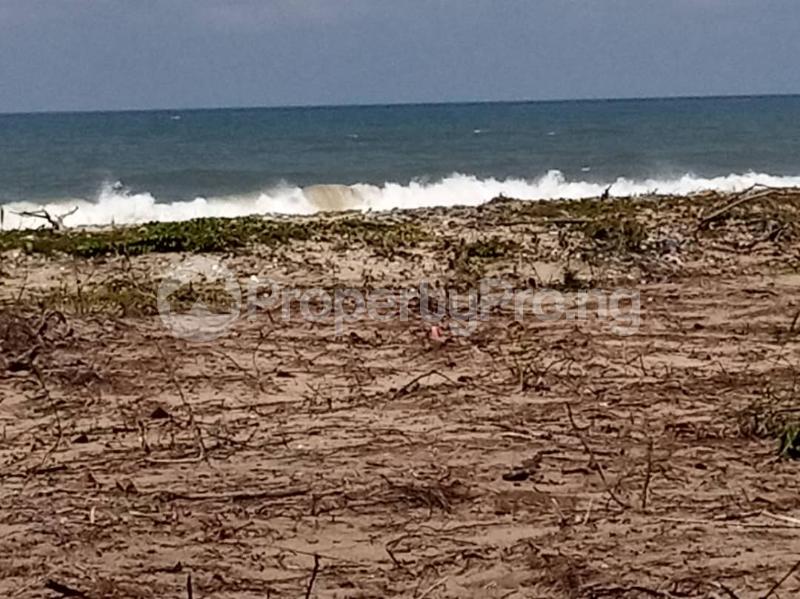 Land for sale Eko Akete/atican Beach/baracuda Beach Off Lekki-Epe Expressway Ajah Lagos