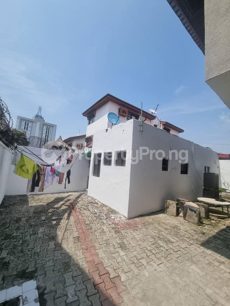 1 bedroom Flat / Apartment for rent By Brazas Plaza Lekki Phase 1 Lekki Lagos