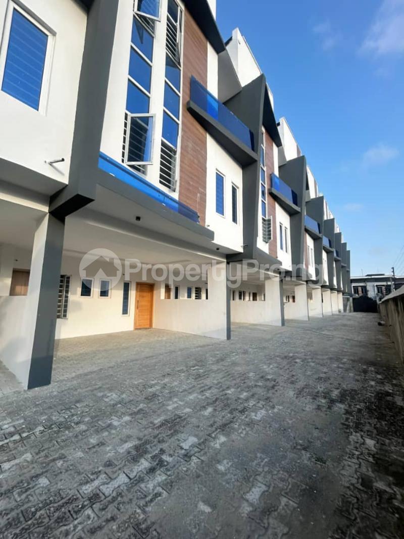 4 bedroom House for sale In A Lovely Private, Secured Mini Estate At Salem Ikate Lekki, Lagos Ikate Lekki Lagos