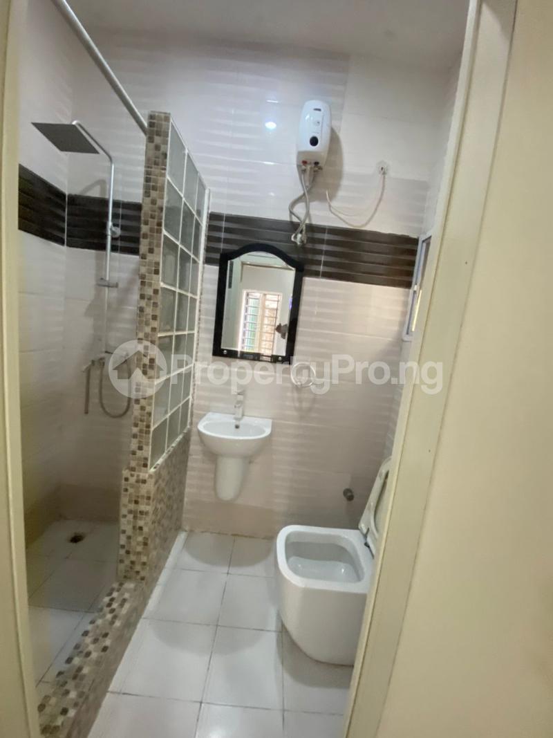 1 bedroom Flat / Apartment for rent Opposite Frenzy Colony Osapa london Lekki Lagos
