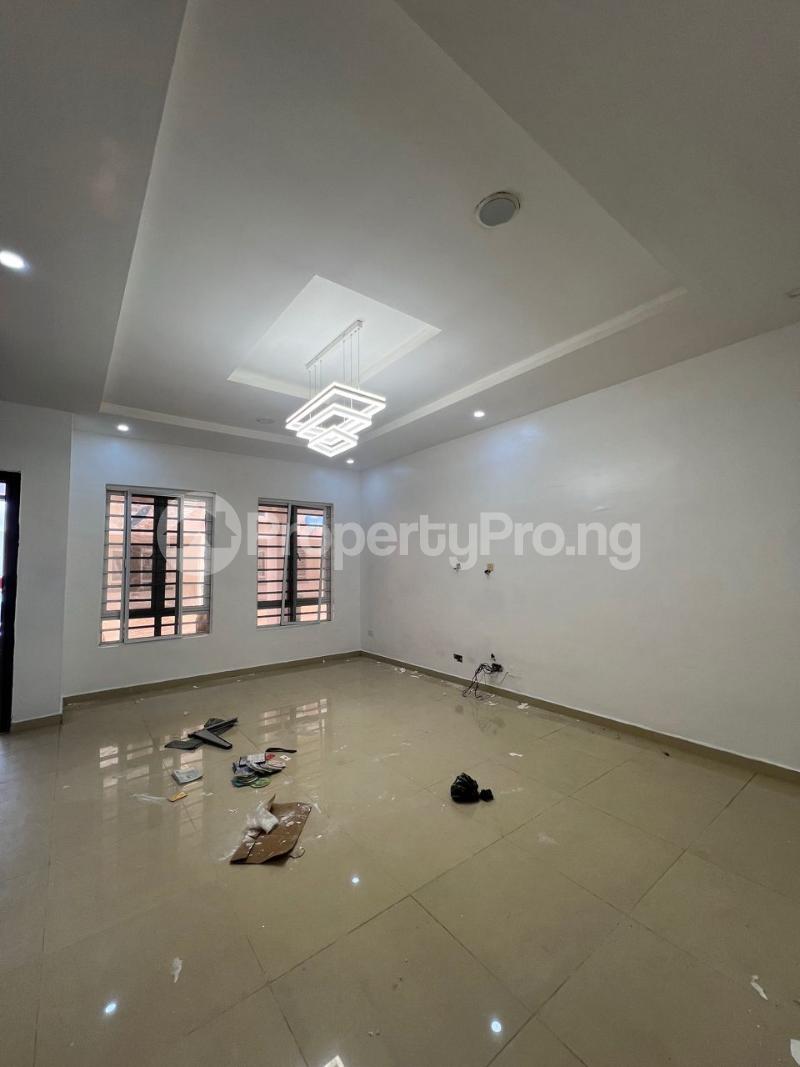 1 bedroom Flat / Apartment for rent orchid Lekki Lagos