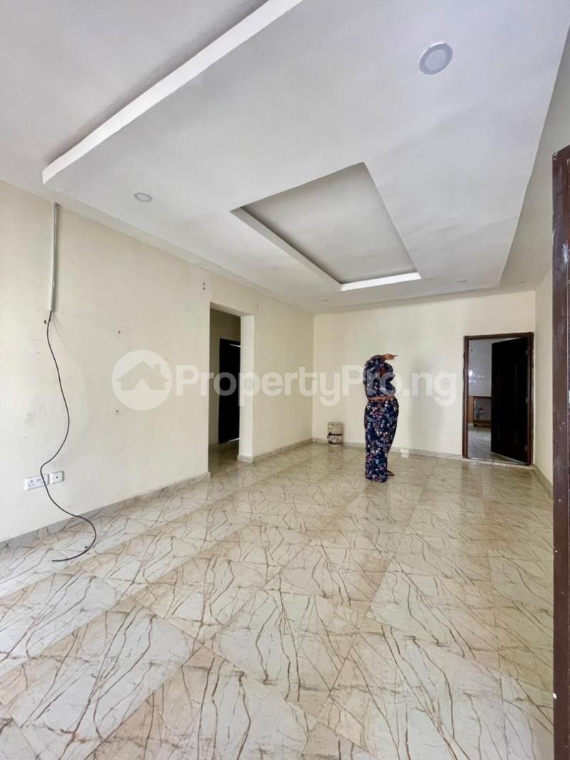 3 bedroom House for rent Orchid Road Lekki Lagos