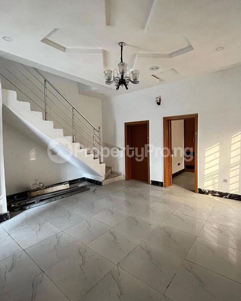 3 bedroom House for rent Ikota Lekki Lagos