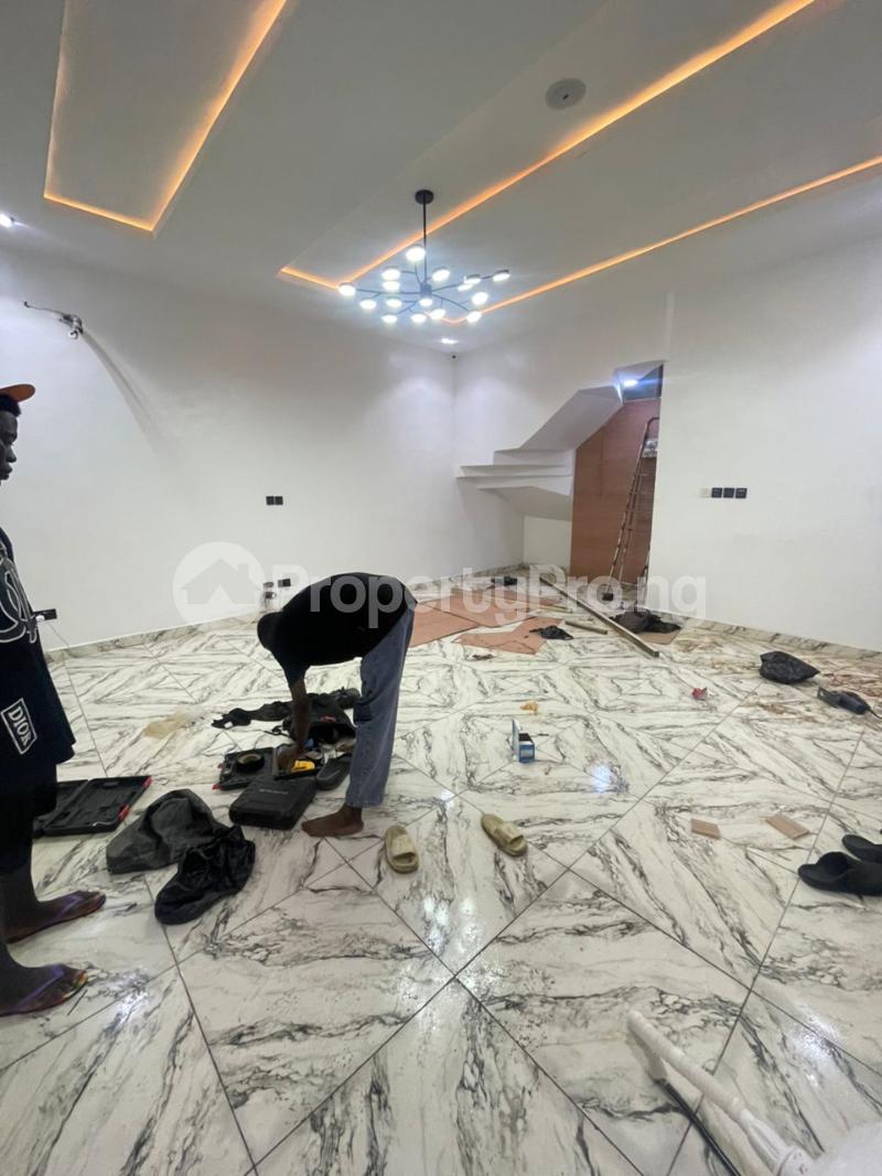 1 bedroom Flat / Apartment for rent orchid Lekki Lagos