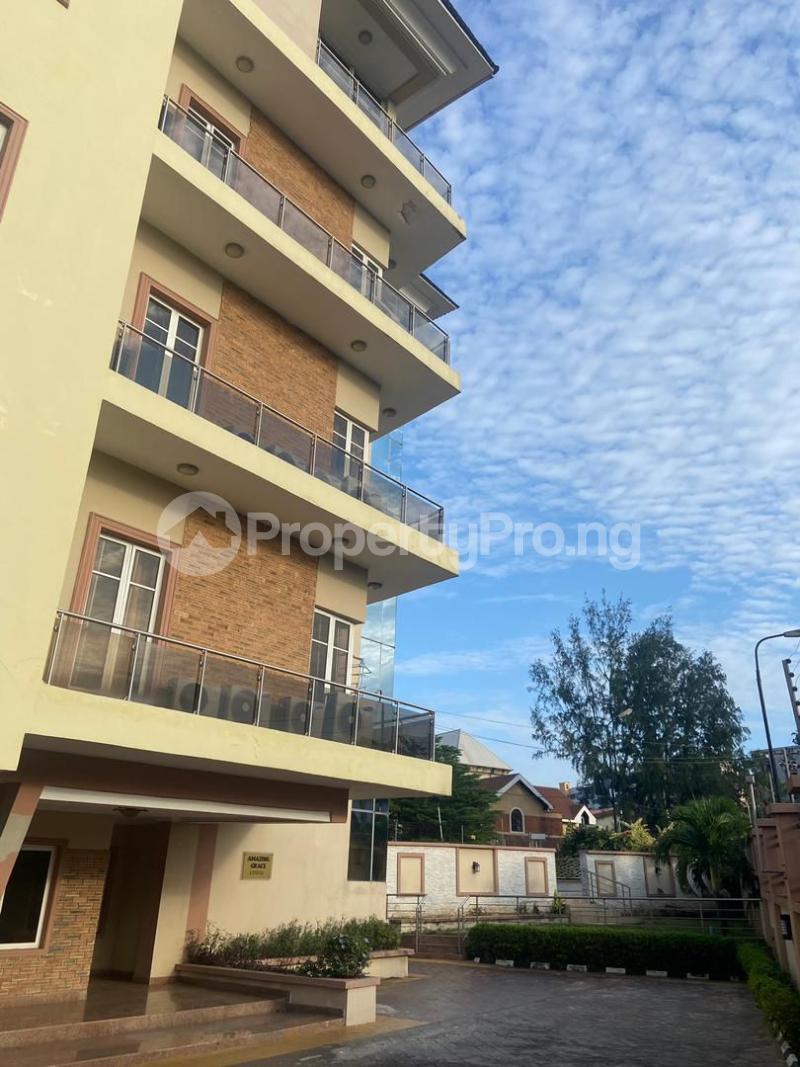3 bedroom Flat / Apartment for rent Ikoyi Lagos